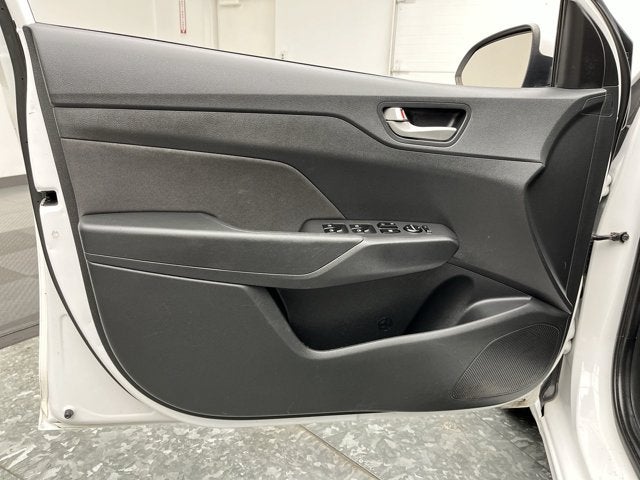 2020 Hyundai Accent SE