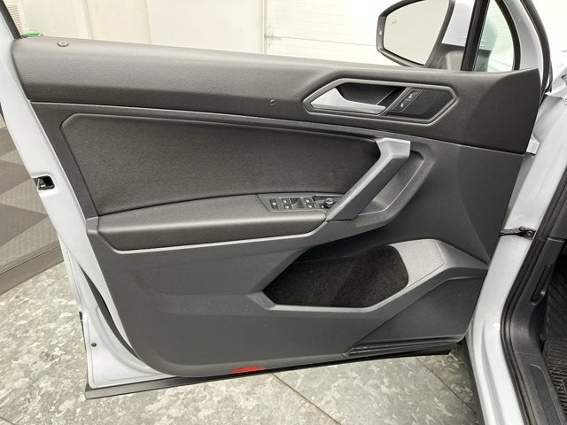 2019 Volkswagen Tiguan SEL R-Line Black