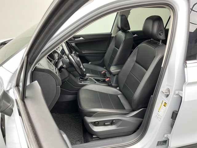 2019 Volkswagen Tiguan SEL R-Line Black