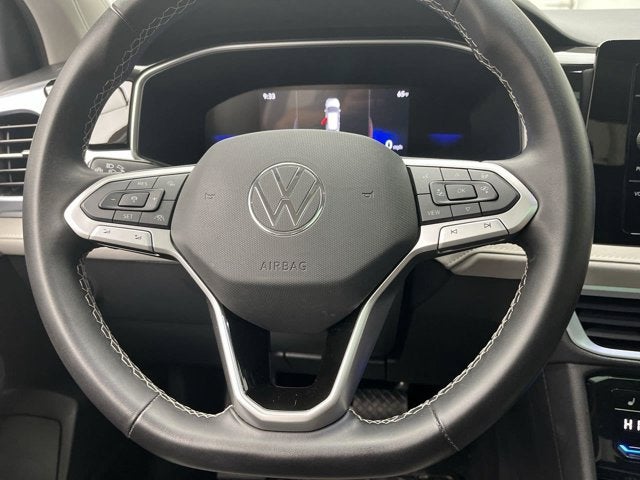 2025 Volkswagen Taos SE