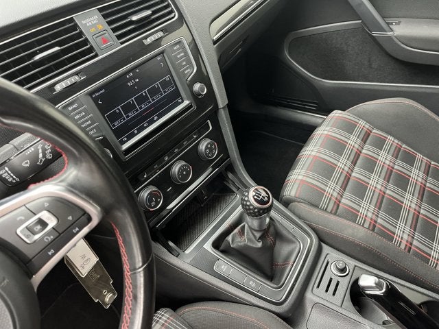 2017 Volkswagen Golf GTI SE