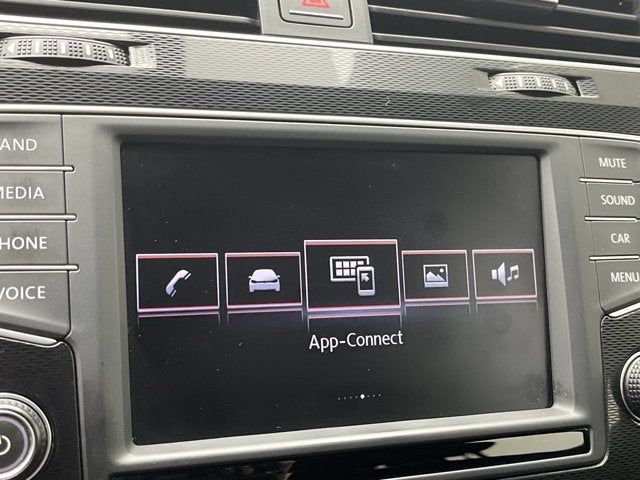 2017 Volkswagen Golf GTI SE