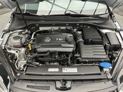 2017 Volkswagen Golf GTI SE