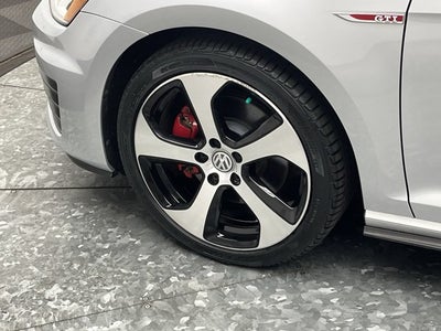 2017 Volkswagen Golf GTI SE