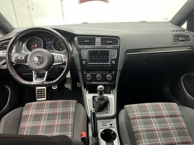 2017 Volkswagen Golf GTI SE