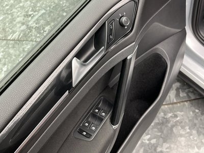 2017 Volkswagen Golf GTI SE