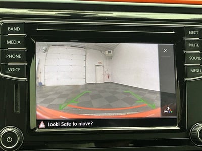 2016 Volkswagen Beetle 1.8T SE