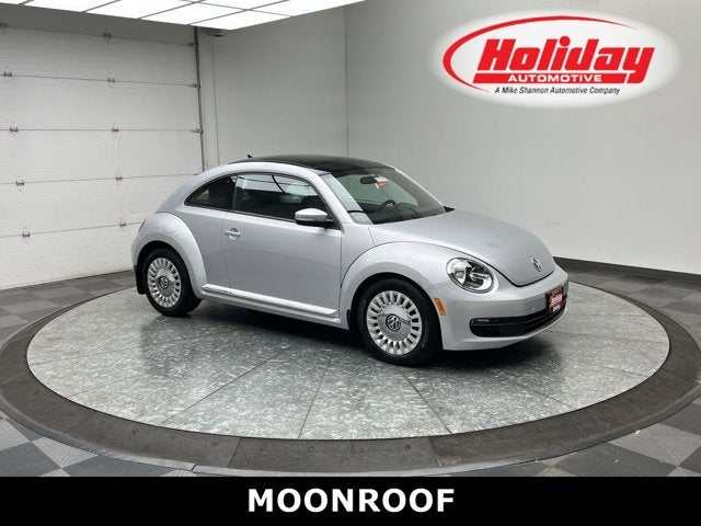 2013 Volkswagen Beetle 2.5L Auto w/Sunroof, Sound & Nav. PZEV's photo