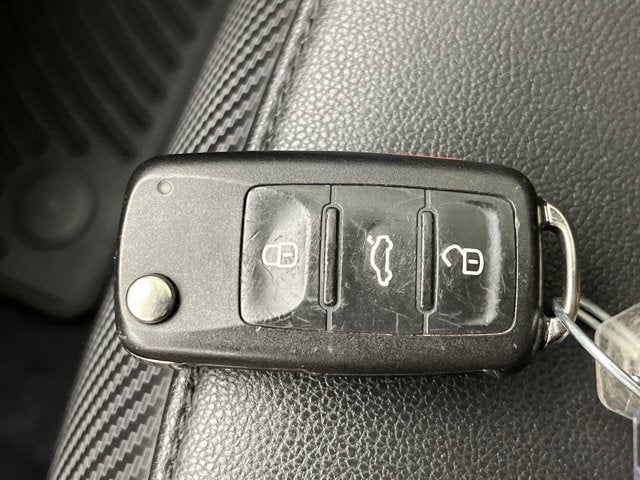 2013 Volkswagen Beetle 2.5L