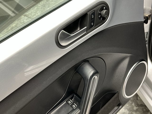 2013 Volkswagen Beetle 2.5L