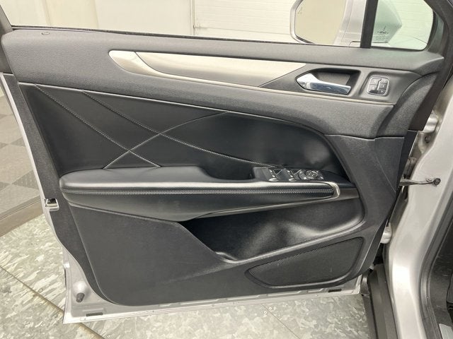 2016 Lincoln MKC Select