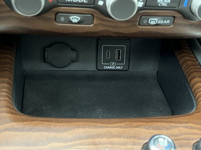 2019 Nissan Pathfinder Platinum