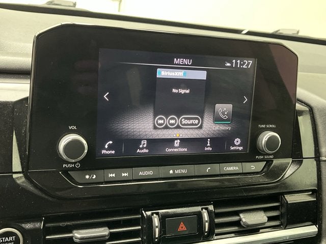 2023 Nissan Pathfinder SV