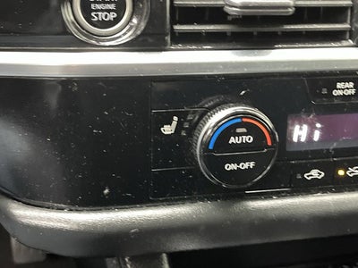 2023 Nissan Pathfinder SV