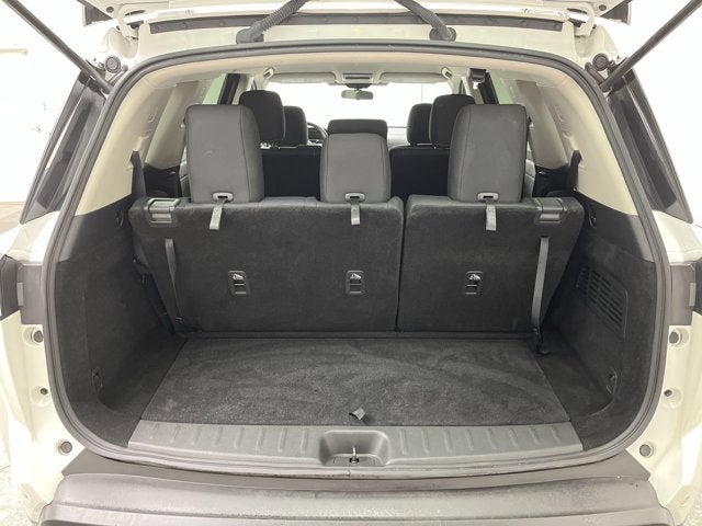 2023 Nissan Pathfinder SV