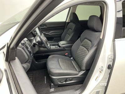 2023 Nissan Pathfinder SV