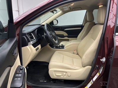 2016 Toyota Highlander LE Plus