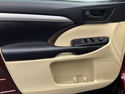 2016 Toyota Highlander LE Plus