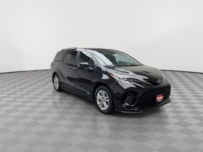 2021 Toyota Sienna XSE