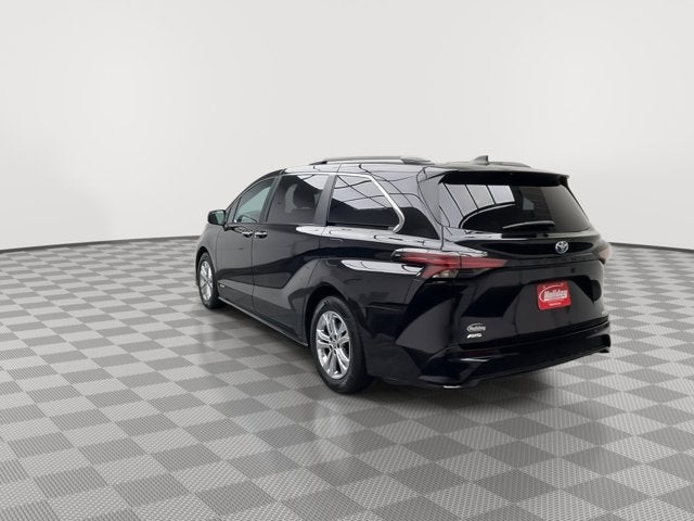 2021 Toyota Sienna XSE