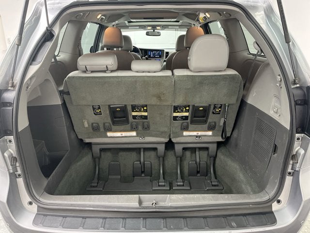 2017 Toyota Sienna XLE Premium