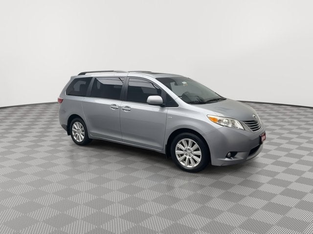 2017 Toyota Sienna XLE Premium