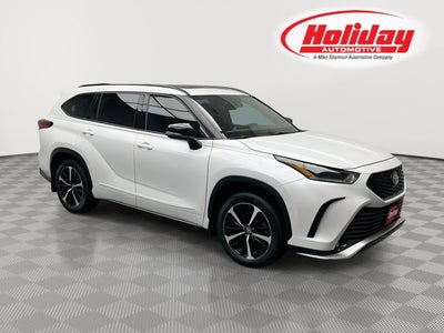 2022 Toyota Highlander XSE