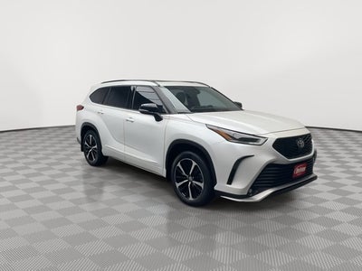 2022 Toyota Highlander XSE