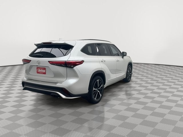 2022 Toyota Highlander XSE