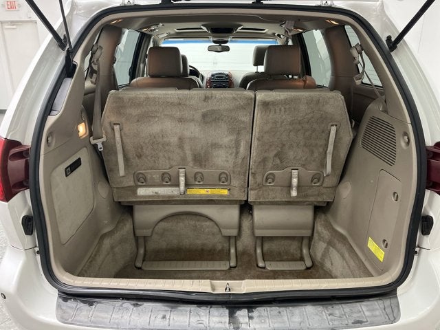 2005 Toyota Sienna XLE