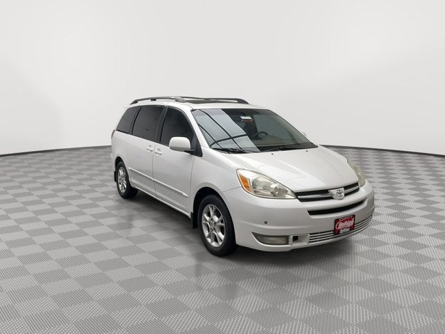 2005 Toyota Sienna XLE