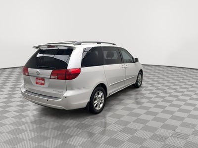 2005 Toyota Sienna XLE