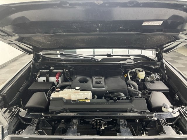 2023 Toyota Tundra 4WD SR5