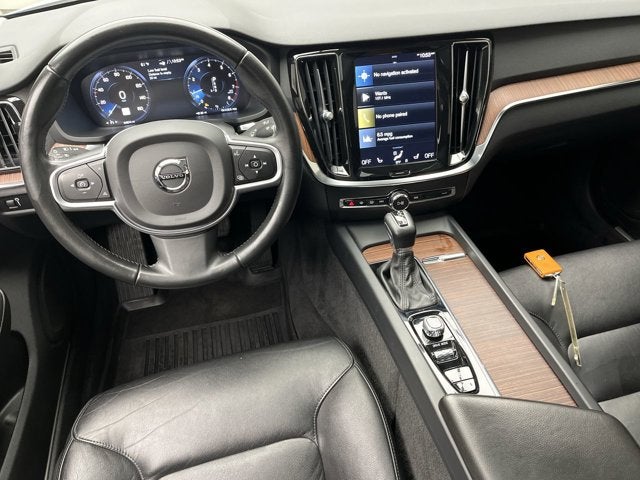 2021 Volvo S60 Momentum