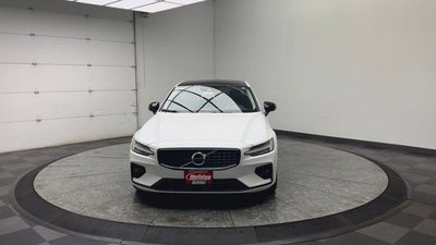 2021 Volvo S60 Momentum
