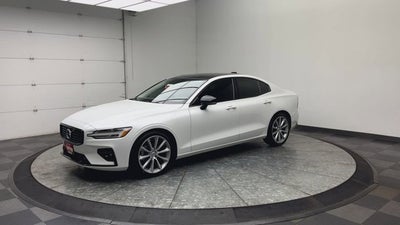 2021 Volvo S60 Momentum