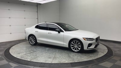 2021 Volvo S60 Momentum
