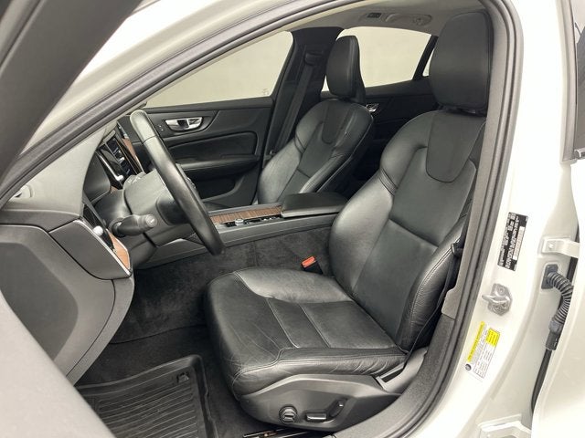 2021 Volvo S60 Momentum