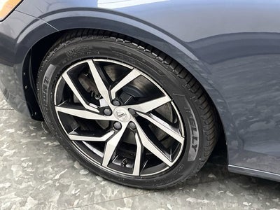 2019 Volvo S60 Momentum