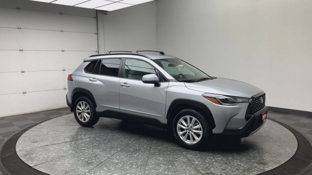 2022 Toyota Corolla Cross LE