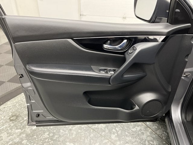 2020 Nissan Rogue Sport SV