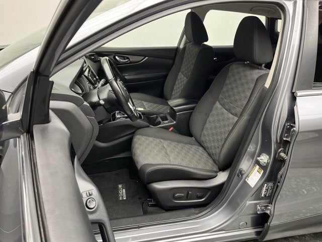 2020 Nissan Rogue Sport SV