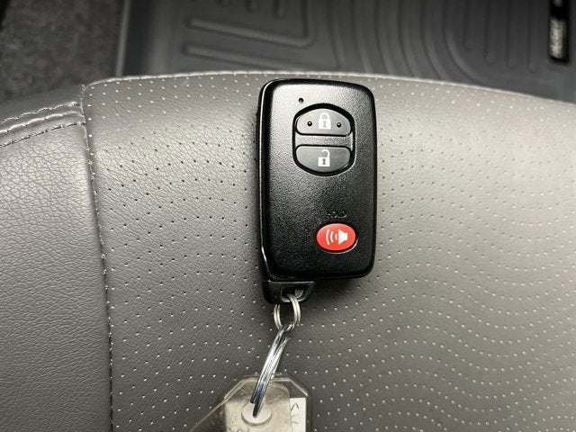 2011 Toyota Prius IV