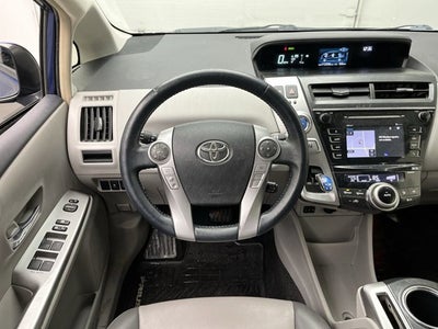 2016 Toyota Prius v Five