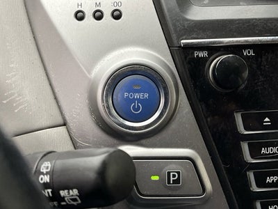 2016 Toyota Prius v Five