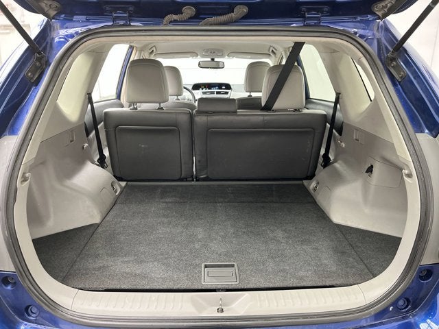 2016 Toyota Prius v Five