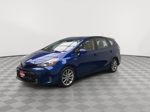 2016 Toyota Prius v Five