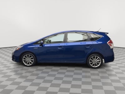 2016 Toyota Prius v Five