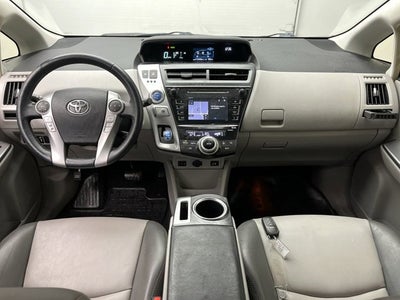 2016 Toyota Prius v Five