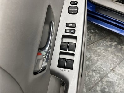 2016 Toyota Prius v Five